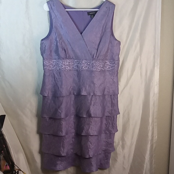 R &M Richard's lavender formal beaded dress size 18 - Picture 1 of 7